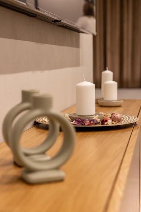 Smaragdi Luxury Jacuzzi Apartment Noho Premium Living Атина Екстериор снимка